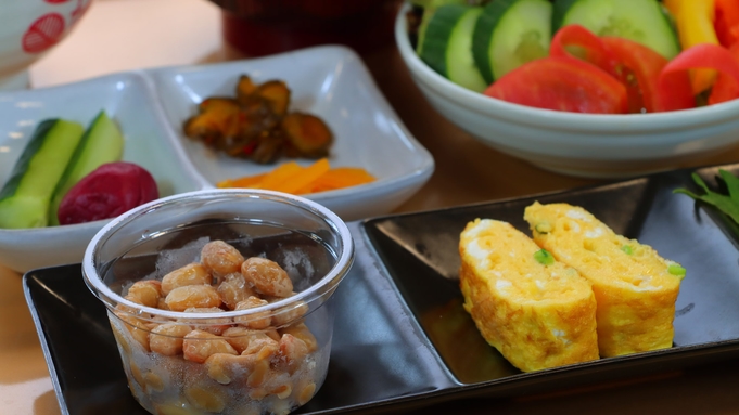 【1泊朝食】夕食は自由に☆朝はさわやか朝食で